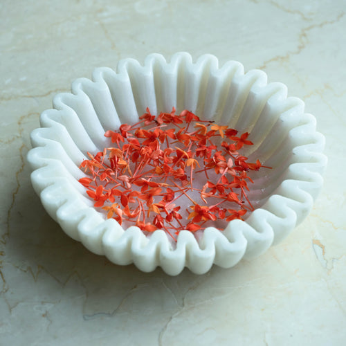 Marble Ruffle Urli - 9 inches